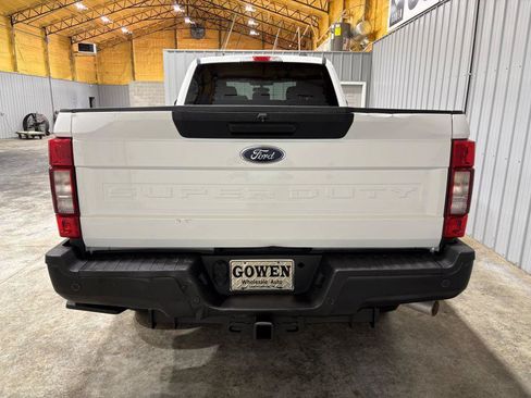 Used 2022 Ford F250 XL w/ Power Equipment Group AWD/4WD image 8