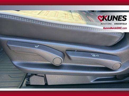 New 2026 GMC Yukon XL AT4 Ultimate w/ LPO, Floor Liner Package AWD/4WD image 40