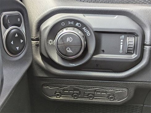 New 2025 Jeep Gladiator Rubicon w/ Convenience Group image 23