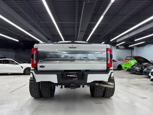 Used 2024 Ford F450 Platinum w/ FX4 Off-Road Package image 6