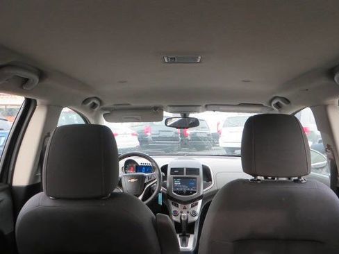 Used 2016 Chevrolet Sonic LT image 16