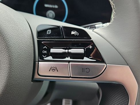 New 2026 Hyundai Elantra Sport FWD image 25