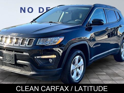 Used 2019 Jeep Compass Latitude w/ Cold Weather Group image 1