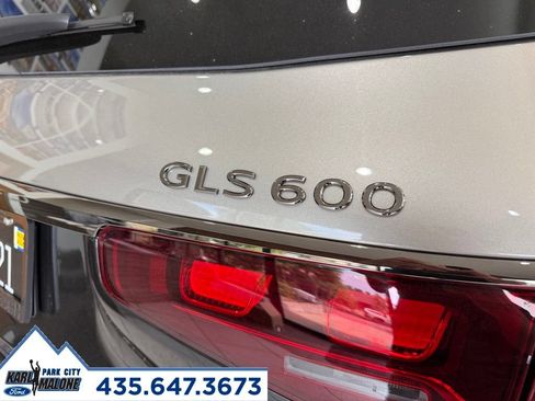 Used 2025 Mercedes-Benz Maybach GLS 600 4MATIC image 11