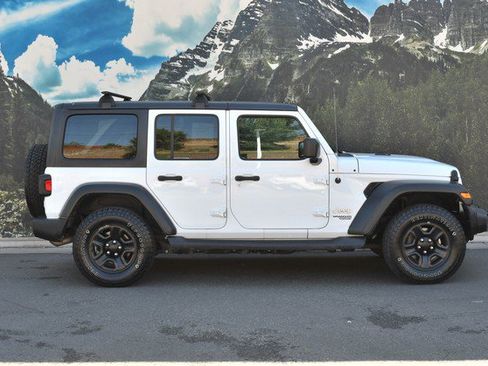 Used 2018 Jeep Wrangler Unlimited Sport AWD/4WD image 2