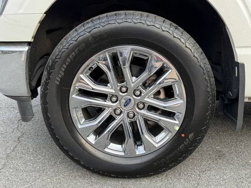 Used 2021 Ford F150 Lariat AWD/4WD image 9