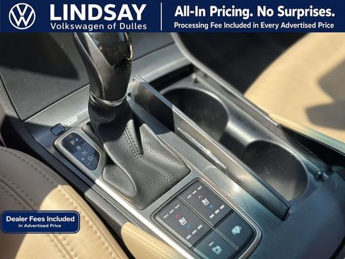 Used 2013 Hyundai Azera w/ Technology Pkg FWD image 19