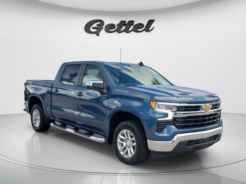 Used 2024 Chevrolet Silverado 1500 LT AWD/4WD image 3