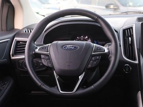 Used 2024 Ford Edge SEL image 19