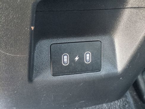 Certified 2025 Hyundai Santa Cruz SE FWD image 16