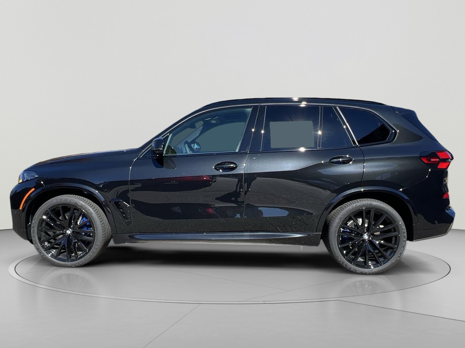Used 2026 BMW X5 xDrive40i w/ M Sport Package AWD/4WD image 2