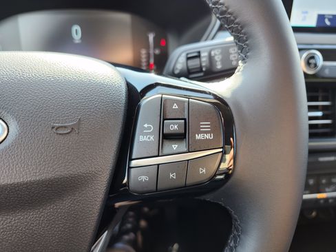 Used 2024 Ford Escape Active AWD/4WD image 34