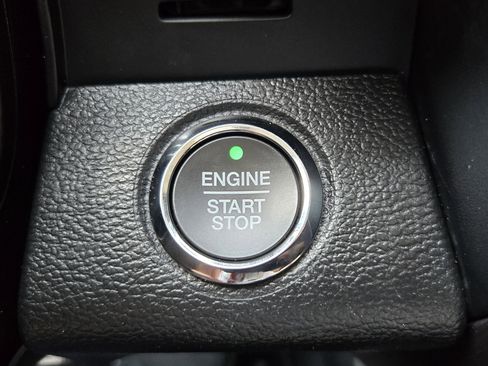 Used 2021 Ford F250 Limited w/ FX4 Off-Road Package image 16