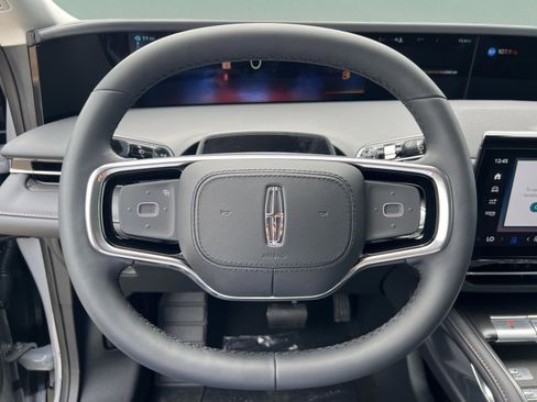 New 2026 Lincoln Nautilus Premier w/ Equipment Group 102A AWD/4WD image 10