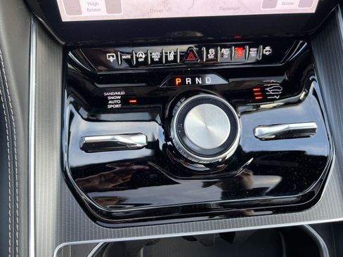 New 2026 Jeep Grand Wagoneer Summit image 24