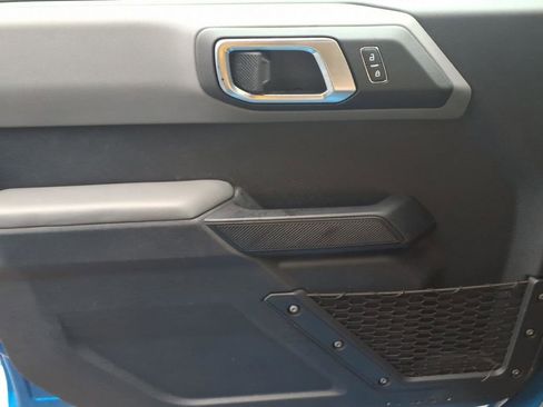 Used 2023 Ford Bronco Big Bend image 17