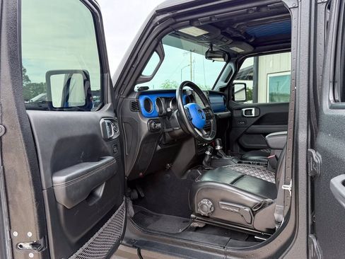 Used 2021 Jeep Gladiator Sport AWD/4WD image 35