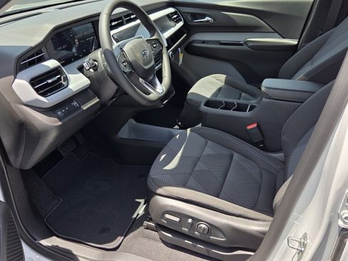 New 2027 Chevrolet Bolt LT w/ Comfort Package FWD image 5