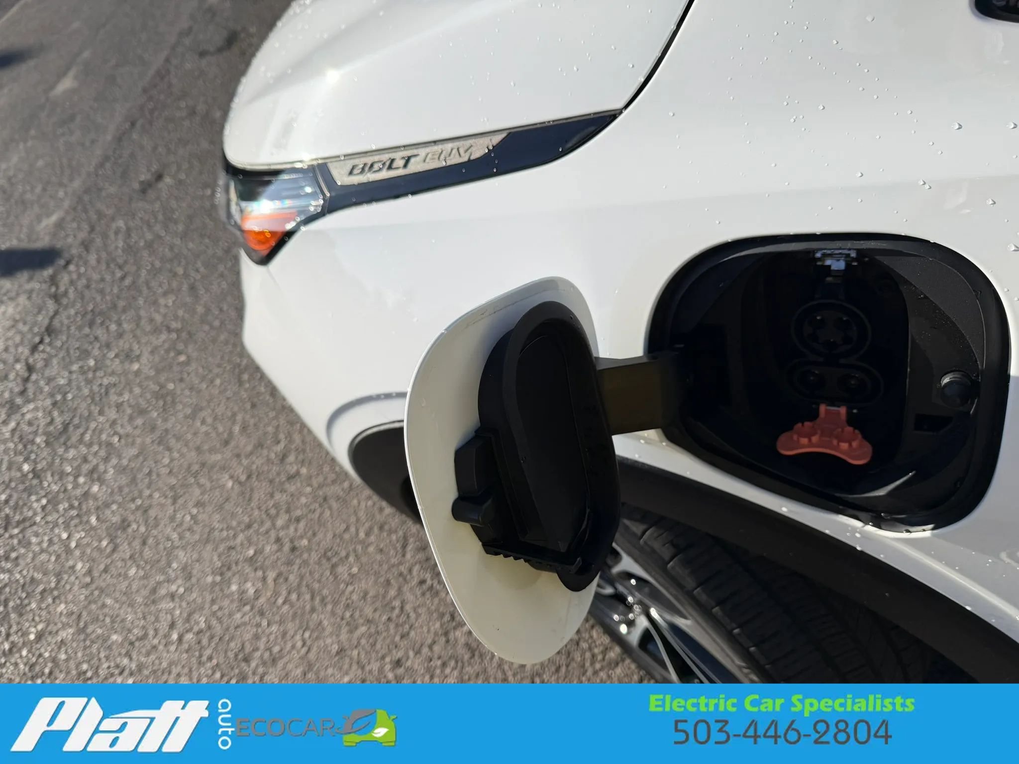 Used 2022 Chevrolet Bolt EUV Premier w/ Sun & Sound Package FWD image 47
