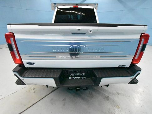 Used 2025 Ford F250 King Ranch w/ Chrome Package image 37