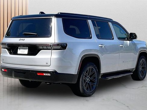 New 2026 Jeep Grand Wagoneer 4WD image 9