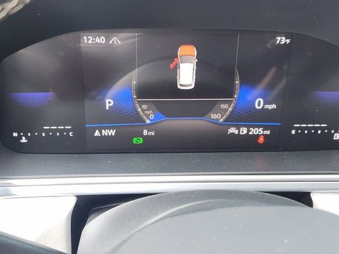 New 2025 Volkswagen Taos SE image 16