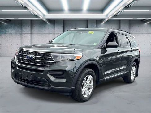 Used 2023 Ford Explorer XLT AWD/4WD image 20