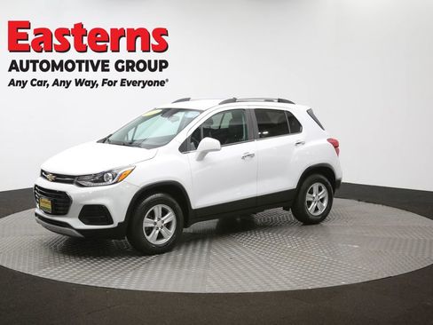 Used 2020 Chevrolet Trax LT w/ LT Convenience Package image 55