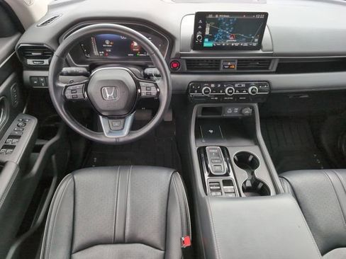 Used 2023 Honda Pilot Elite image 27