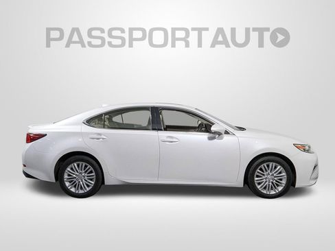 Used 2017 Lexus ES 350 w/ Premium Package image 7