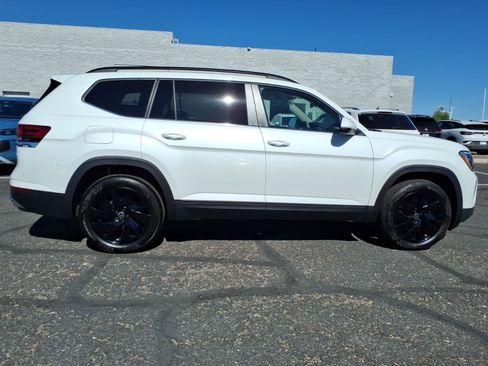 New 2026 Volkswagen Atlas SE image 5