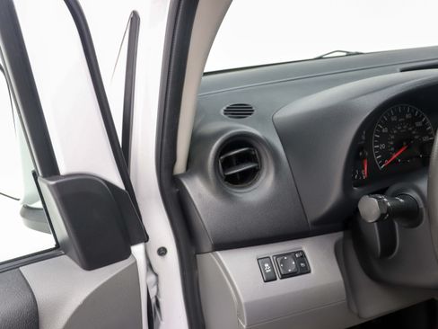 Used 2021 Nissan NV200 SV FWD image 19