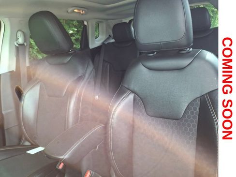 Used 2019 Jeep Compass Latitude w/ Popular Equipment Group AWD/4WD image 13