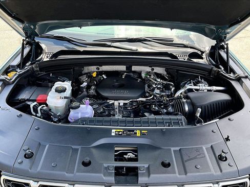 New 2026 Jeep Grand Cherokee Limited w/ Trailer Tow Package image 11