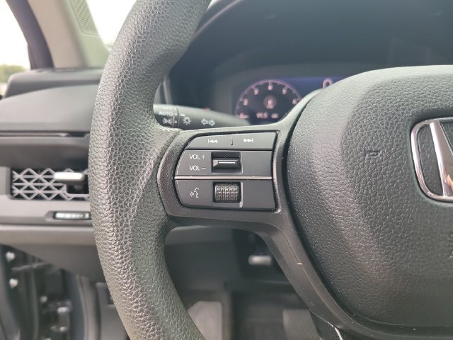 Used 2023 Honda Accord EX image 15