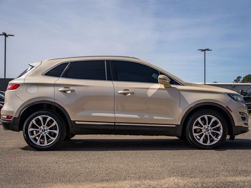 Used 2018 Lincoln MKC Select w/ Select Plus Package image 8