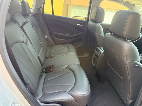 Used 2019 Buick Envision Essence FWD image 24