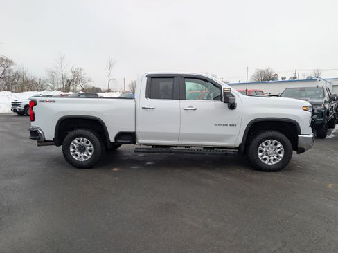 Used 2024 Chevrolet Silverado 2500 LTZ w/ Snow Plow Prep/Camper Package image 8