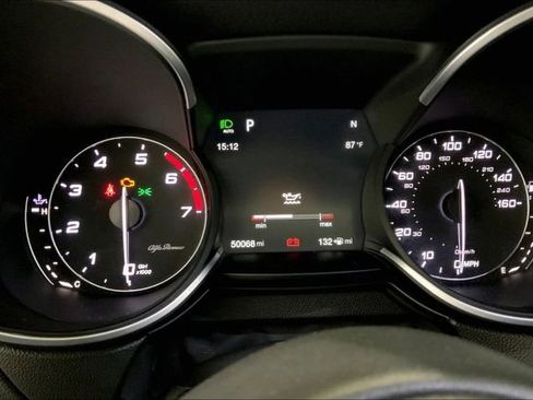 Used 2018 Alfa Romeo Stelvio Ti Sport image 9