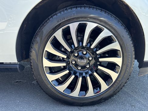 Used 2023 Lincoln Navigator L Black Label AWD/4WD image 16