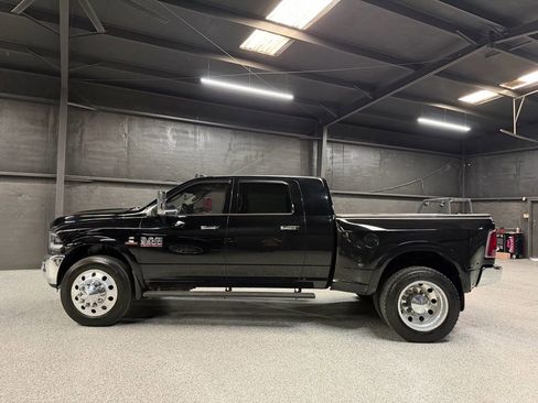 Used 2014 RAM 3500 Laramie w/ Cold Weather Group AWD/4WD image 10
