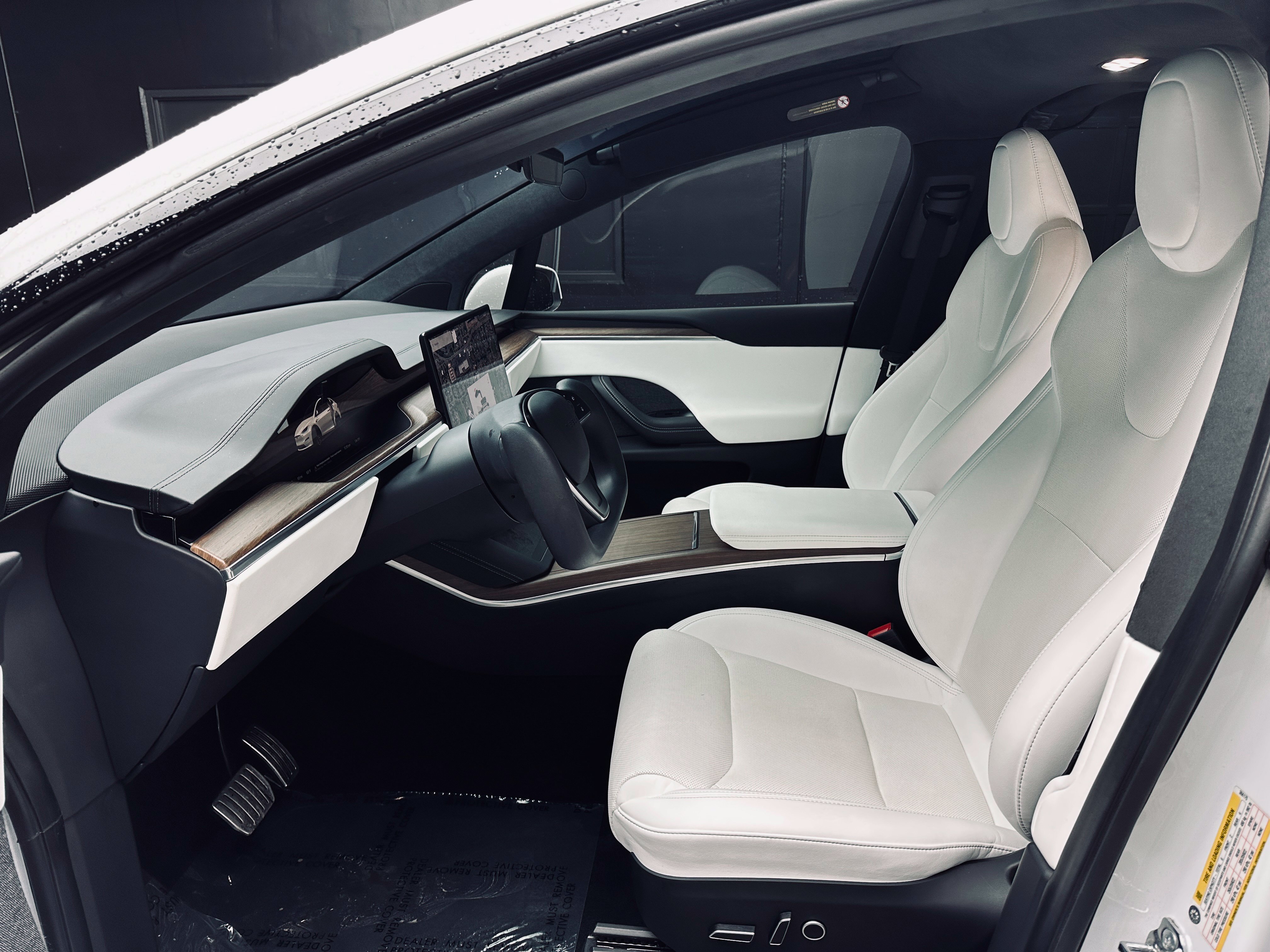 Used 2023 Tesla Model X AWD/4WD image 17