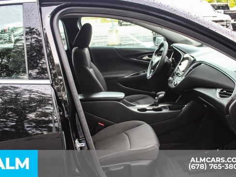Used 2025 Chevrolet Malibu LT FWD image 20