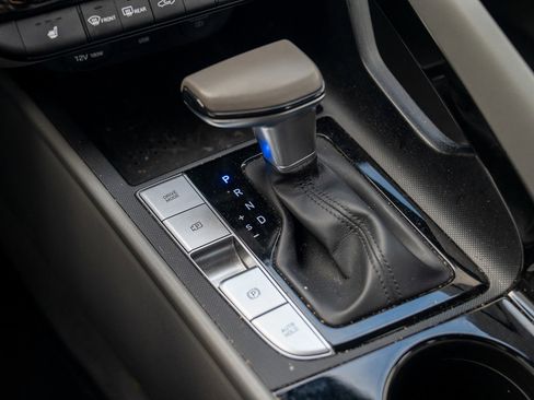 Used 2021 Hyundai Elantra SEL w/ Convenience Package image 17