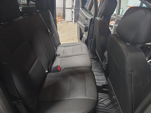 Used 2023 Chevrolet Colorado Trail Boss w/ Technology Package image 11