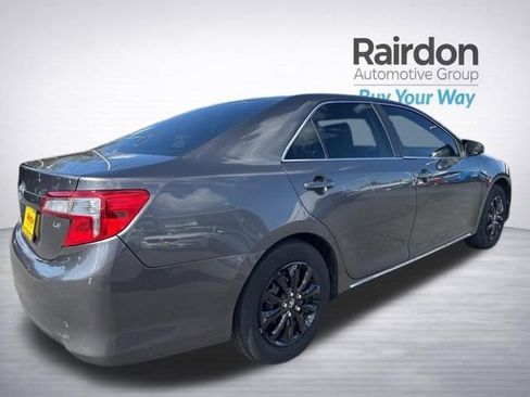 Used 2013 Toyota Camry LE image 8