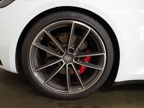 Certified 2022 Porsche 911 Carrera 4S AWD/4WD image 17