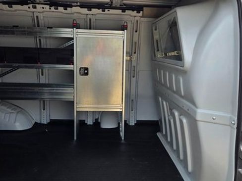New 2025 Chevrolet Express 2500 w/ Driver Convenience Package image 10