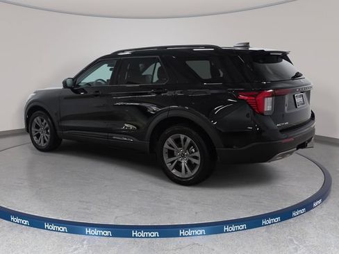 Used 2026 Ford Explorer Active w/ Active Comfort Package AWD/4WD image 8