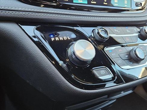 New 2026 Chrysler Pacifica Select image 14